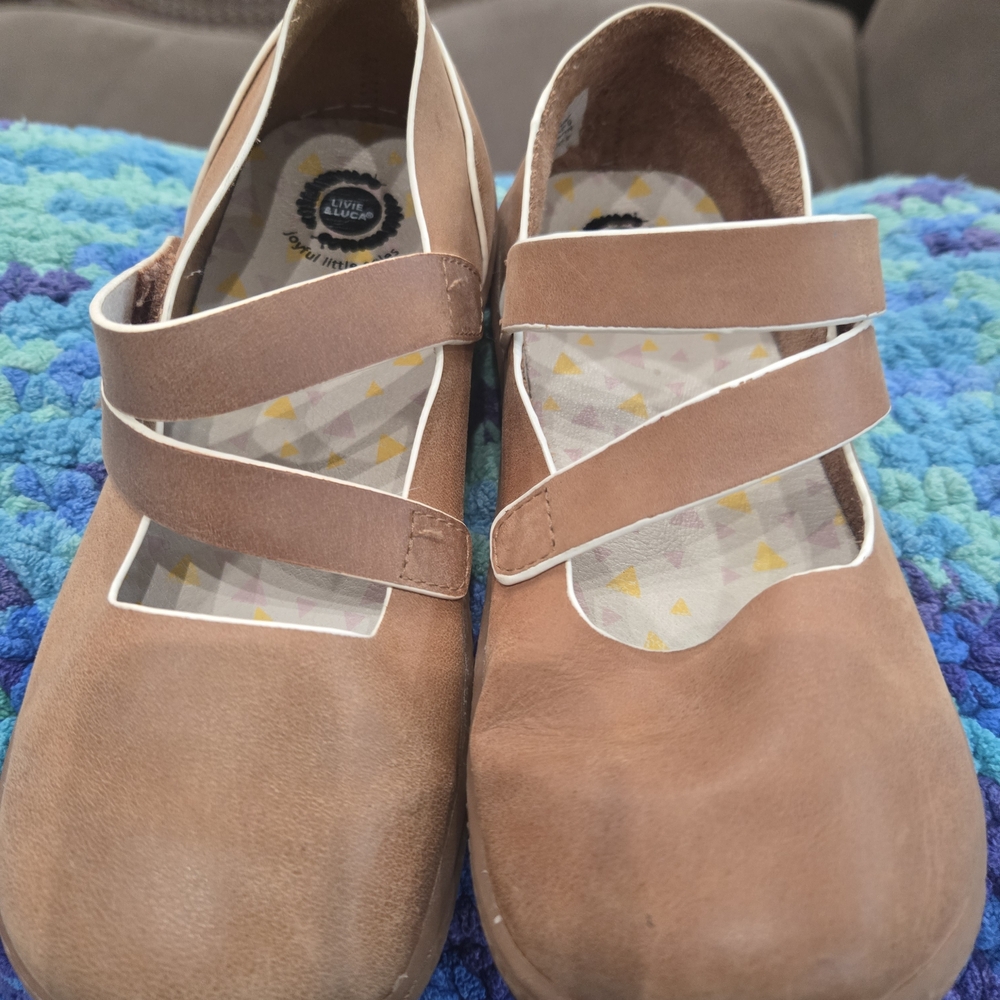 Livie & Luca Tan Mary Jane Double-Strap Shoes Size 1